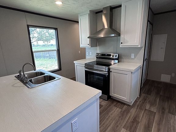 4th image of 605 N 20th St Spc 66