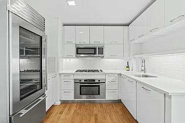 Rented by Sotheby's International Realty