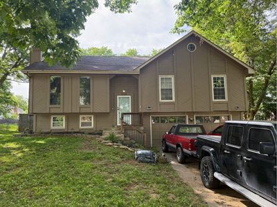 1716 E Sheridan Bridge Ln, Olathe, KS, 66062