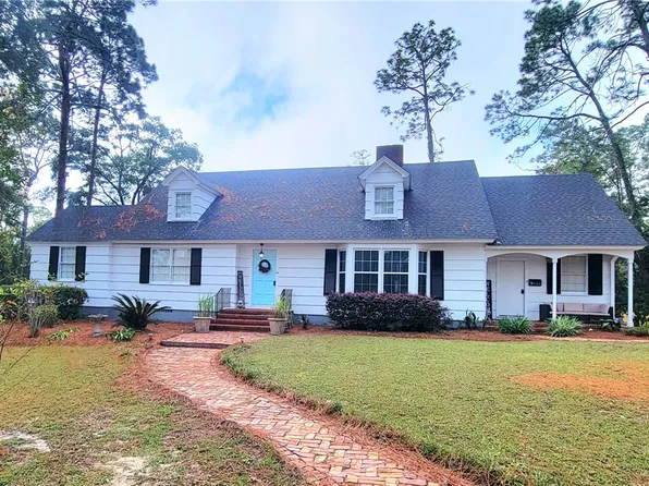 1400 E Cherokee Dr, Waycross, GA 31501