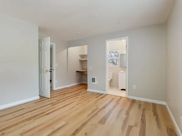 Ainsworth St - Rooms for Rent, 6026-6036 NE Ainsworth St #D, Portland, OR 97218