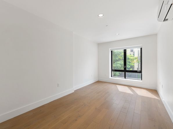 1164 Greene Ave #2B