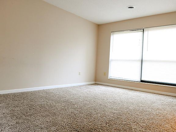 Ground level master bedroom