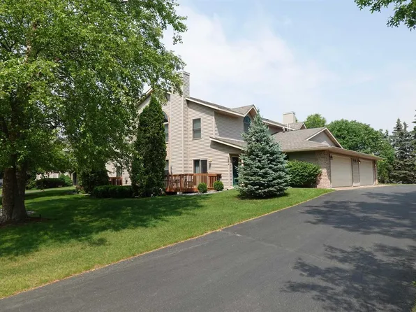 284 WHITE OAK AVENUE Unit 8, Plover, WI 54467