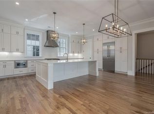 6533 Hazelton Dr, Charlotte, NC 28210