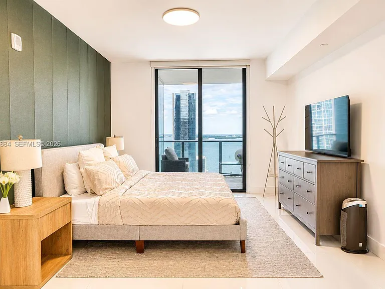 1010 Brickell Ave #2402 — Photo 9