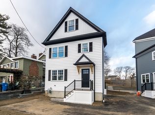 89 Hardy Pond Rd, Waltham, MA 02451
