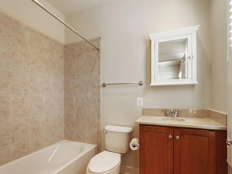 2nd Bedroom Bath