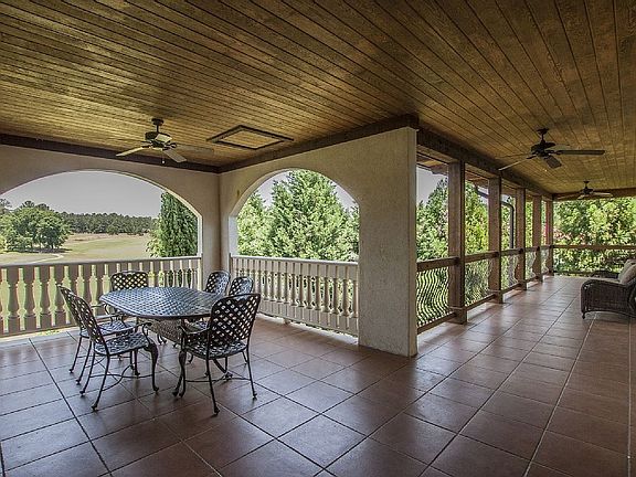 5th image of 411 Cuscowilla Dr