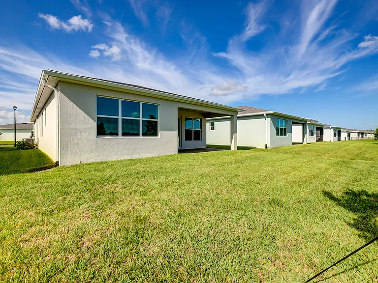 12712 SW Eleanor Dr — Photo 34