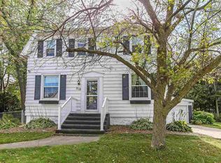 319 Ash St, Luxemburg, WI 54217