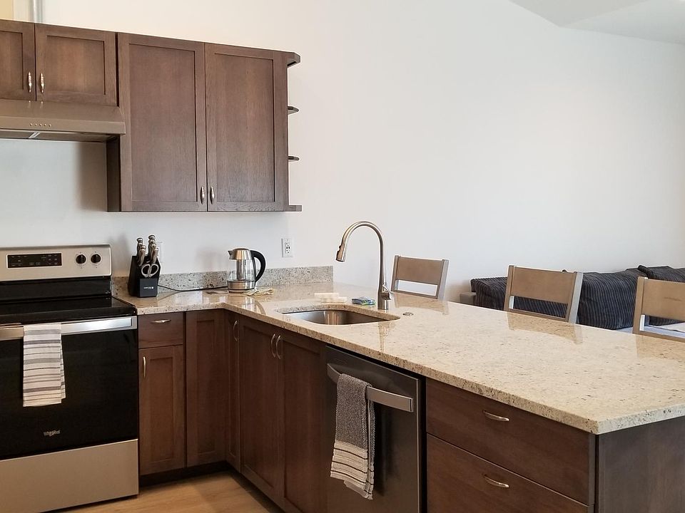 1st image of 1315 5th St Unit B