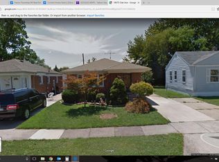 18090 Oak Ave, Eastpointe, MI 48021