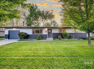 337 N Taylor St, Eagle, ID 83616