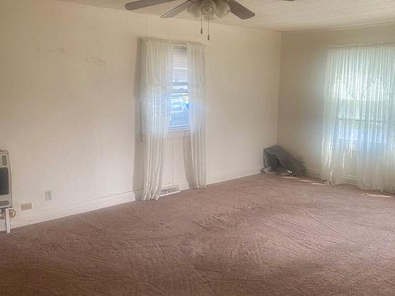 3rd image of 110 Wickline St