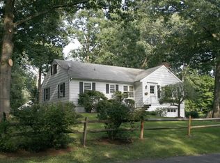 22 Ledge Rd, Norwalk, CT 06853