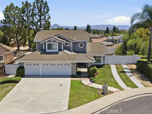 696 Corte Vina, Camarillo, CA 93010