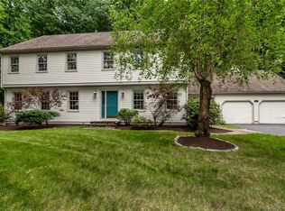 194 Reverknolls, Avon, CT 06001