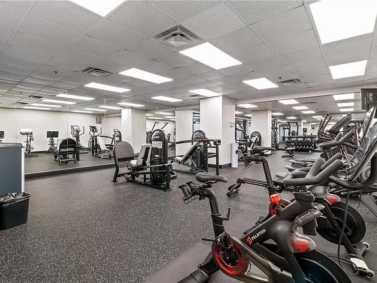 620 Peachtree St NE #911 — Photo 25
