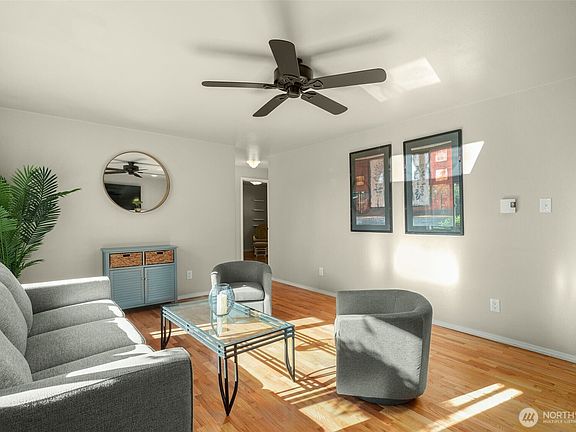 4th image of 1028 183rd Street SW