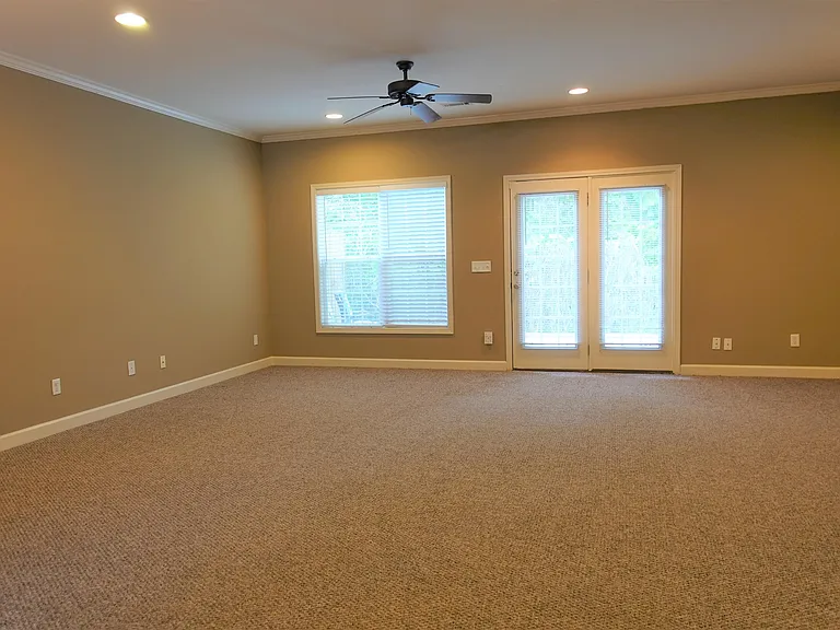 113 Bankside Ln — Photo 3