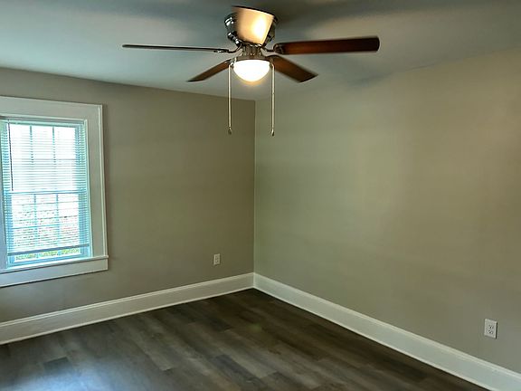 4th image of 5309 Cox Blvd
