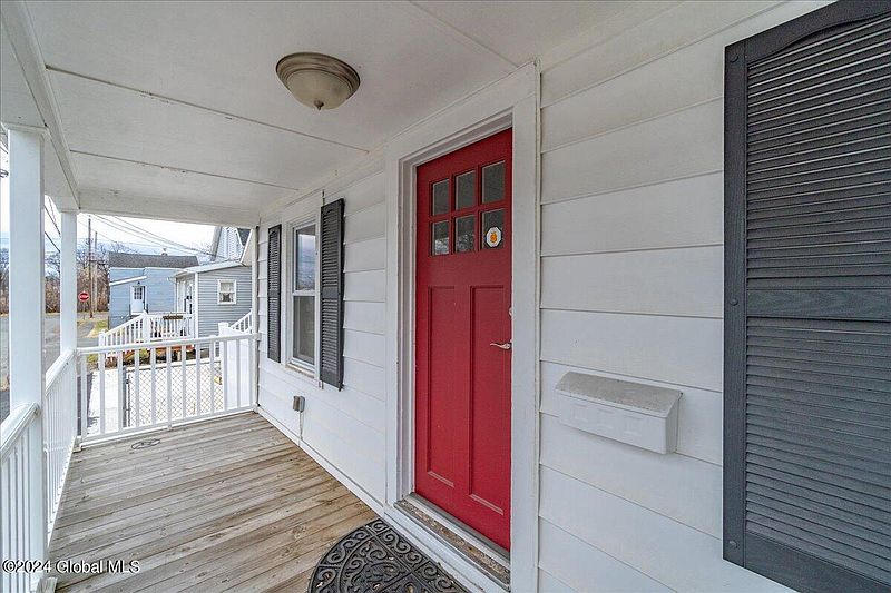 2nd image of 6 Prospect Avenue