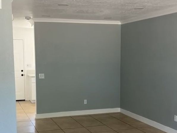 1146 Oxford Dr APT C
