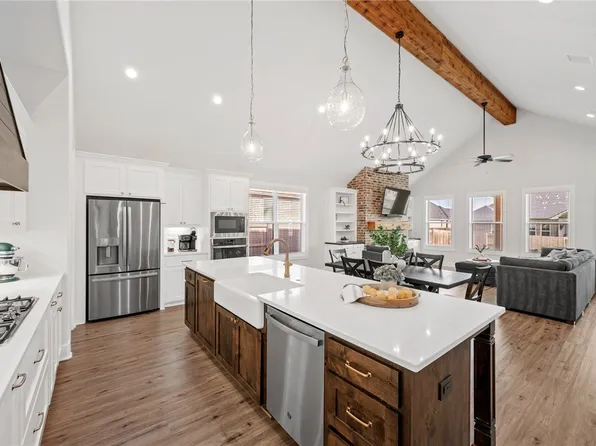 3518 Parmer Creek Ct, College Station, TX 77845