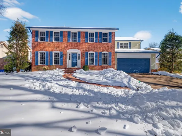 14 Fairwood Ct, Rockville, MD 20850