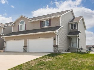 6239 Muirfield Dr SW, Cedar Rapids, IA 52404