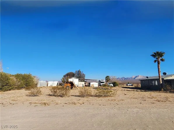 41 Comanche Trl, Cal Nev Ari, NV 89039