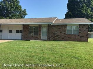 2002 Horseshoe Dr APT A, Springdale, AR 72762
