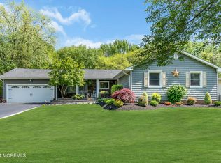 5 Hillside Ter, Morganville, NJ 07751