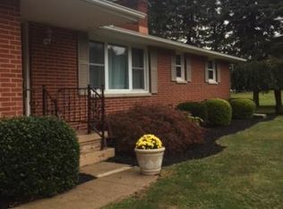 1298 Mount Pleasant St NW, North Canton, OH 44720