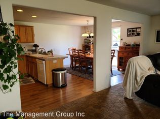 216 E 17th Pl, La Center, WA 98629