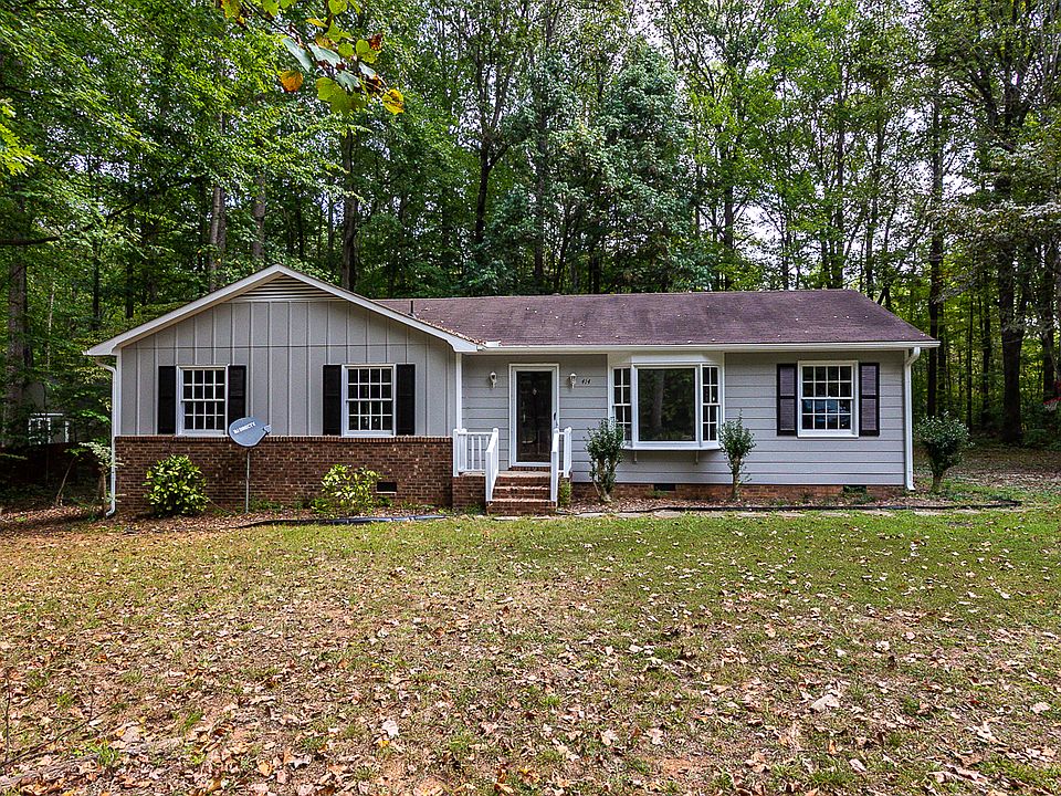 1st image of 414 Delvin Ln