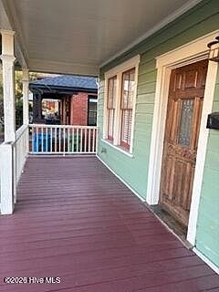 2nd image of 610 S 6th St
