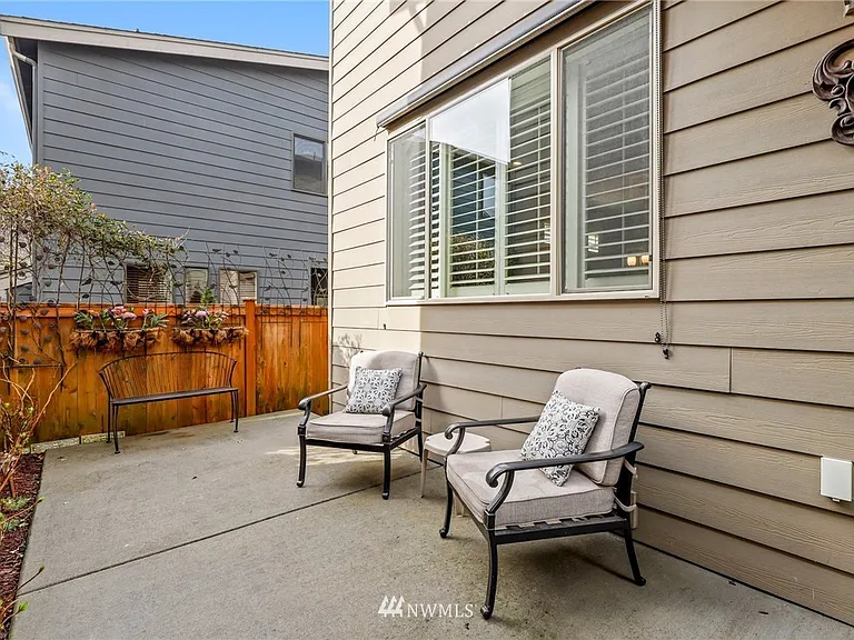 1326 158th Pl SW — Photo 31