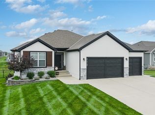 14168 Nicollete Ct, Basehor, KS 66007