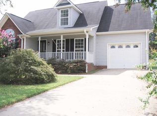 510 Plantation Creek Dr, Boiling Springs, SC 29316