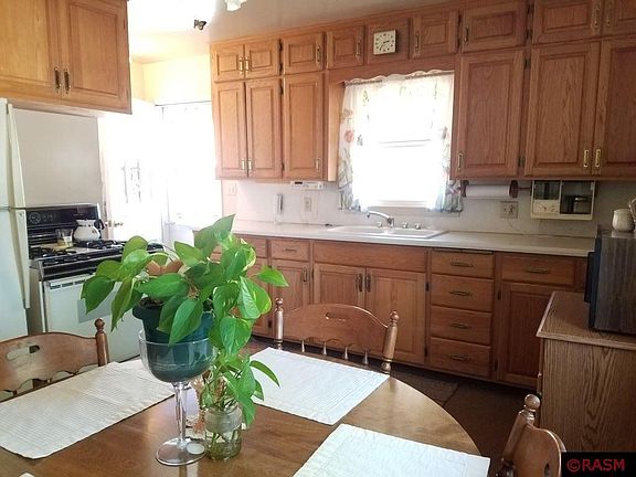 5th image of 118 Kreig St