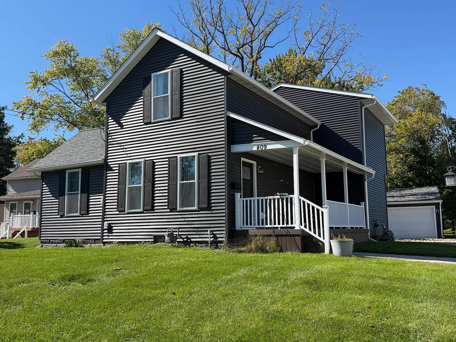 3 bed, 2.5 bath, 1626 sqft, $2,750 — Photo 1