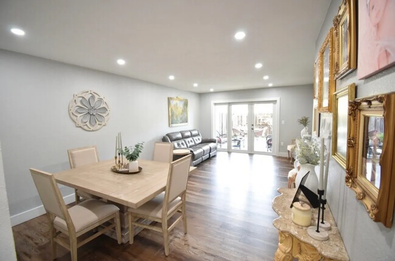 2 bed, 1070 sqft, $2,500 — Photo 3