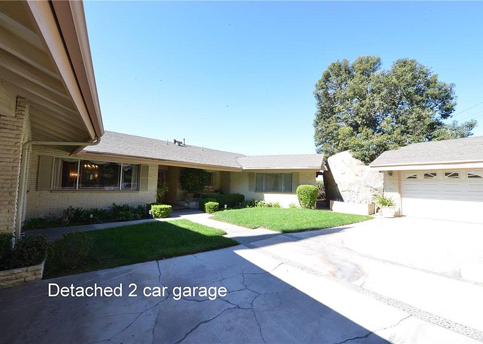 1st image of 11943 Honey Hill Dr