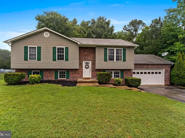 22643 Rue Woods Dr, Lexington Park, MD 20653