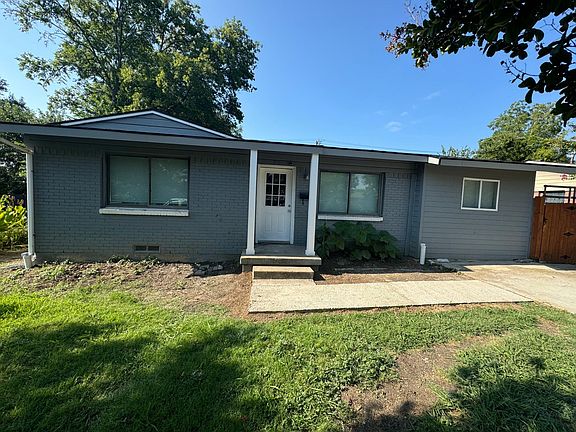 3rd image of 301 Cascade Dr