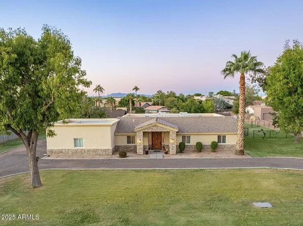 1438 E MESQUITE Street, Gilbert, AZ 85296