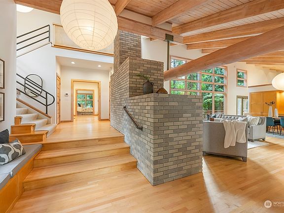 5th image of 12215 50th Avenue Ct NW