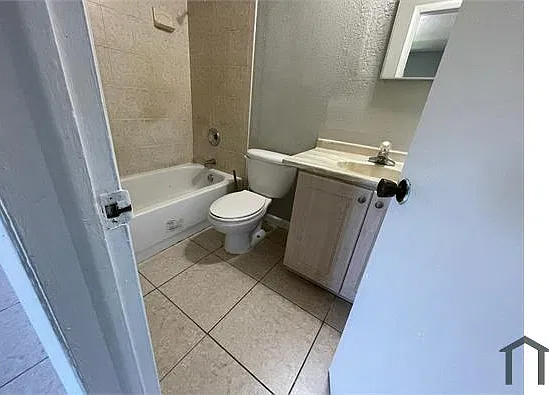 2 bed, $1,850 — Photo 2